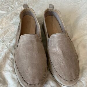 Minimalist Classic Sleek Comfort Everyday Slip-On Loafers